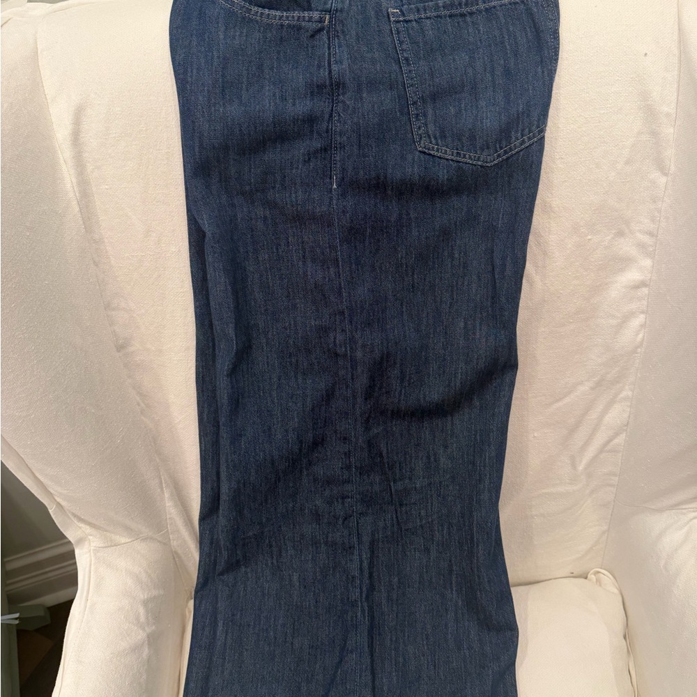 Uniqlo Dark Blue Denim Jeans with White Pocket Lining - Picture 6 of 6